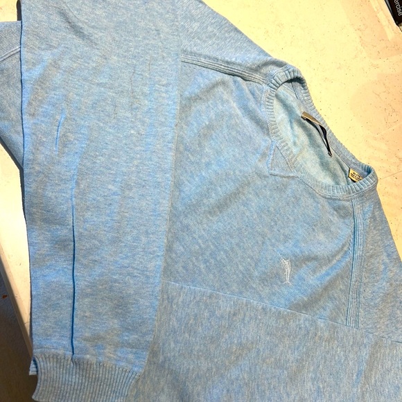 Tommy Bahama baby blue sweater - Picture 1 of 2